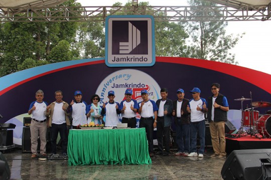 Keluarga Besar Jamkrindo Hadiri Family Gathering