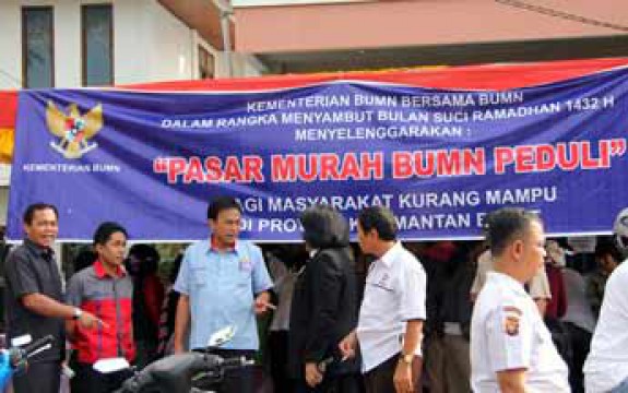 Pasar Murah BUMN Peduli