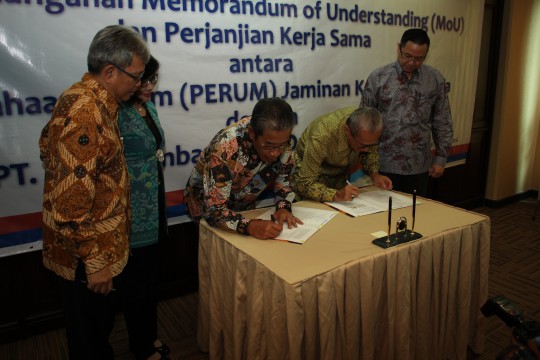 Perum Jamkrindo-Bank Banten Teken MoU dan Perjanjian Penjaminan Kredit