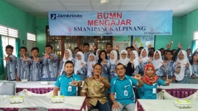 Siswa Antusias Saat Jamkrindo Mengajar di SMANSA