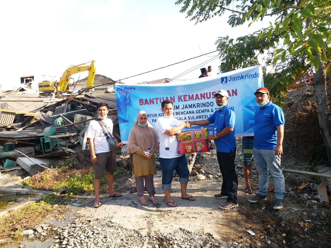 Perum Jamkrindo Terus Kirim Bantuan Ke Palu