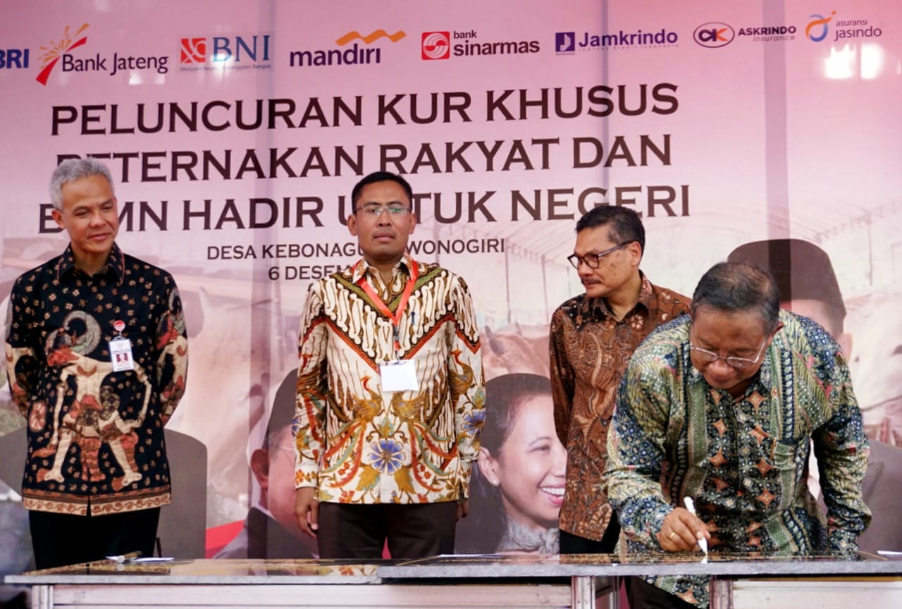 Perum Jamkrindo Sumbang Kandang Komunal di Solo